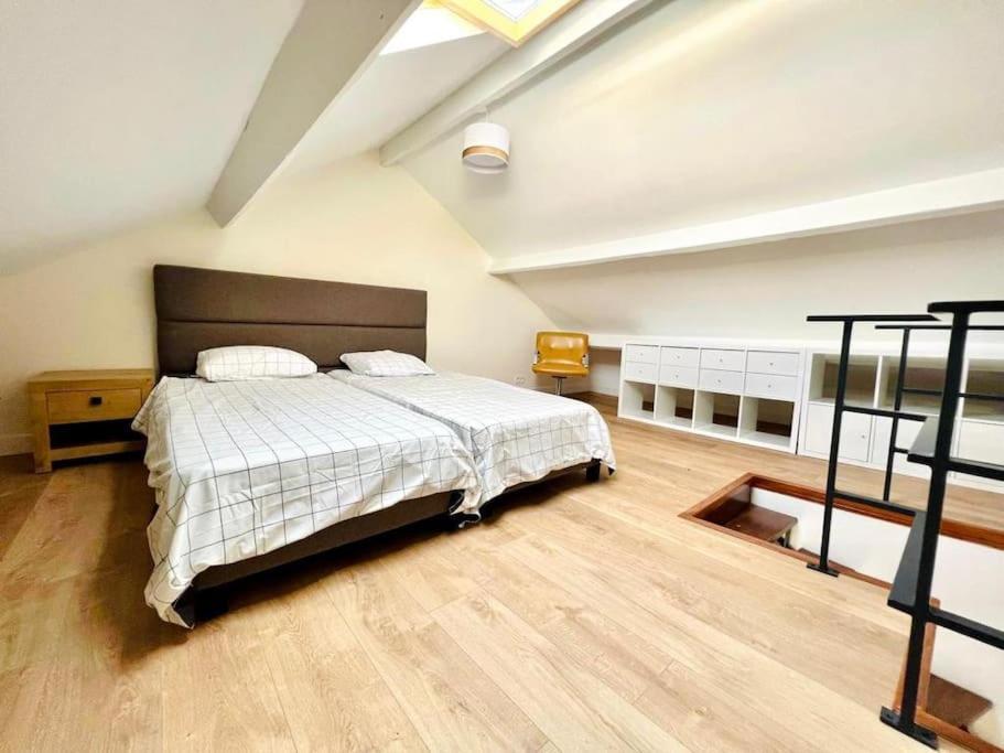House Near Paris/Stade De France サン＝ドニ エクステリア 写真